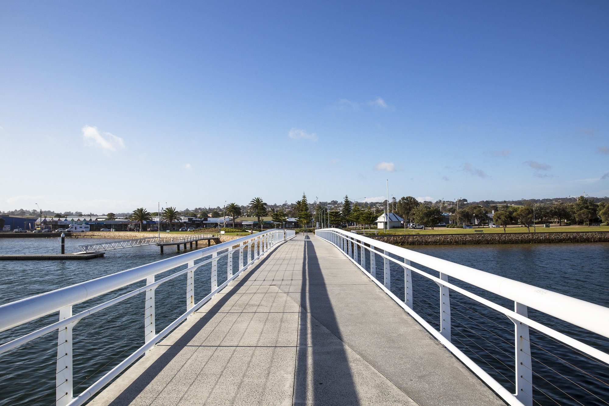 The footbridge over Lakes Entrance channel